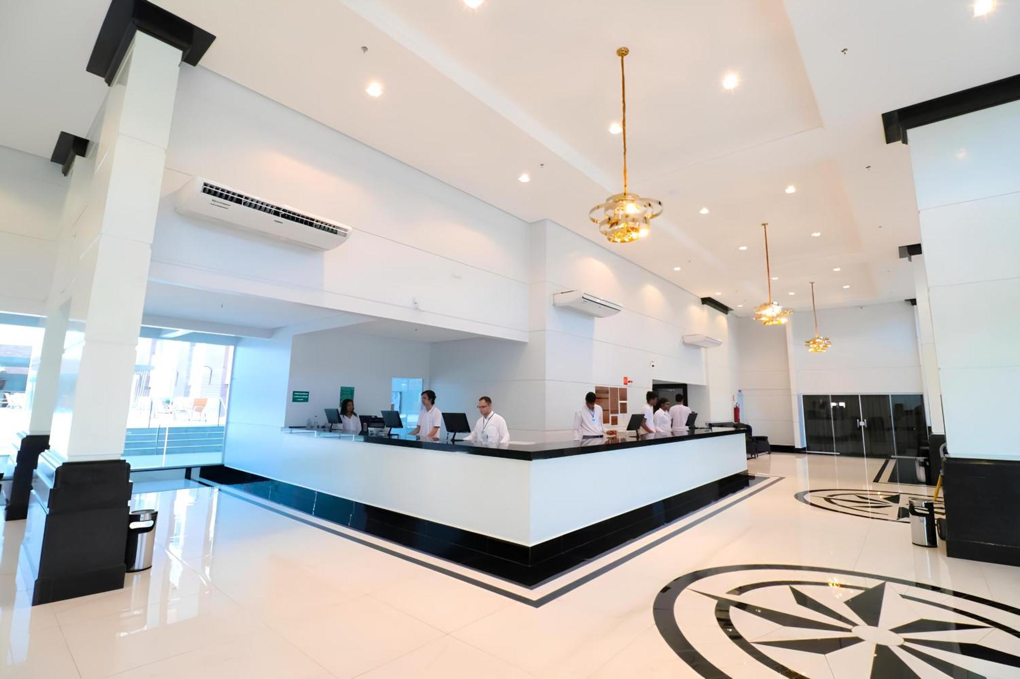Piazza Diroma Com Acesso Ao Acqua Park Apartment Caldas Novas Luaran gambar
