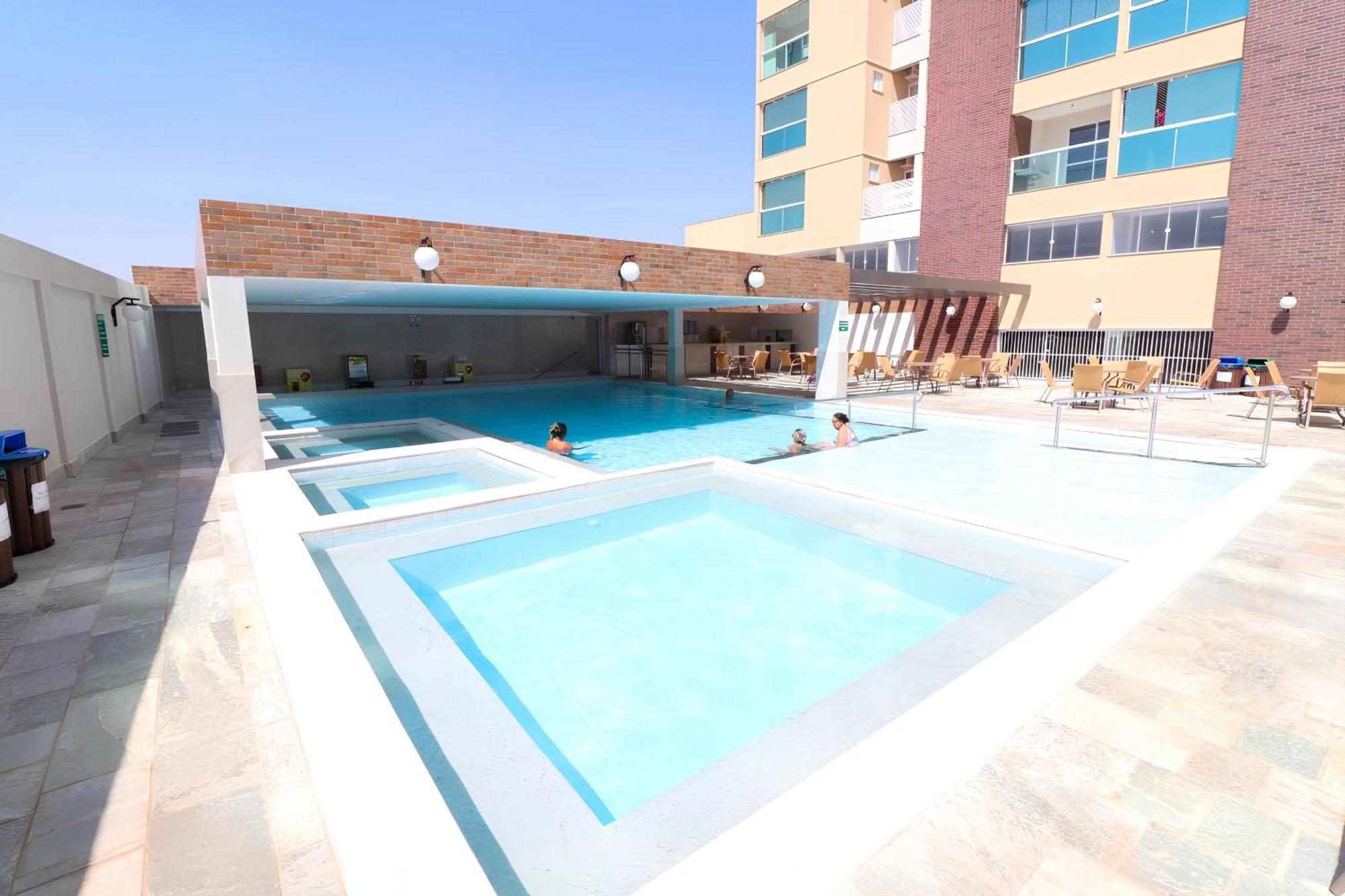 Piazza Diroma Com Acesso Ao Acqua Park Apartment Caldas Novas Luaran gambar