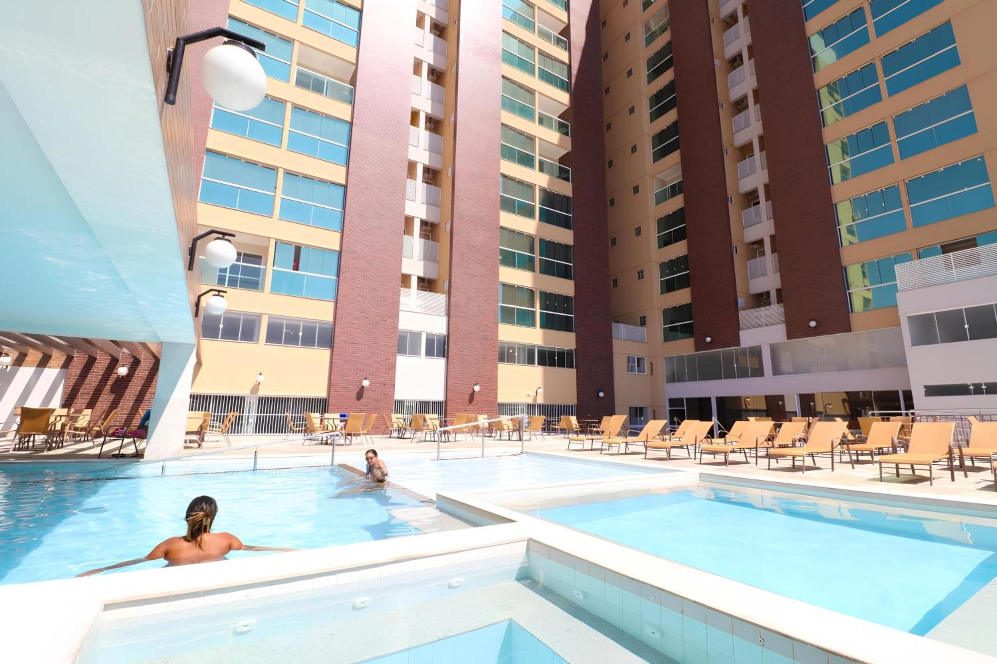 Piazza Diroma Com Acesso Ao Acqua Park Apartment Caldas Novas Luaran gambar