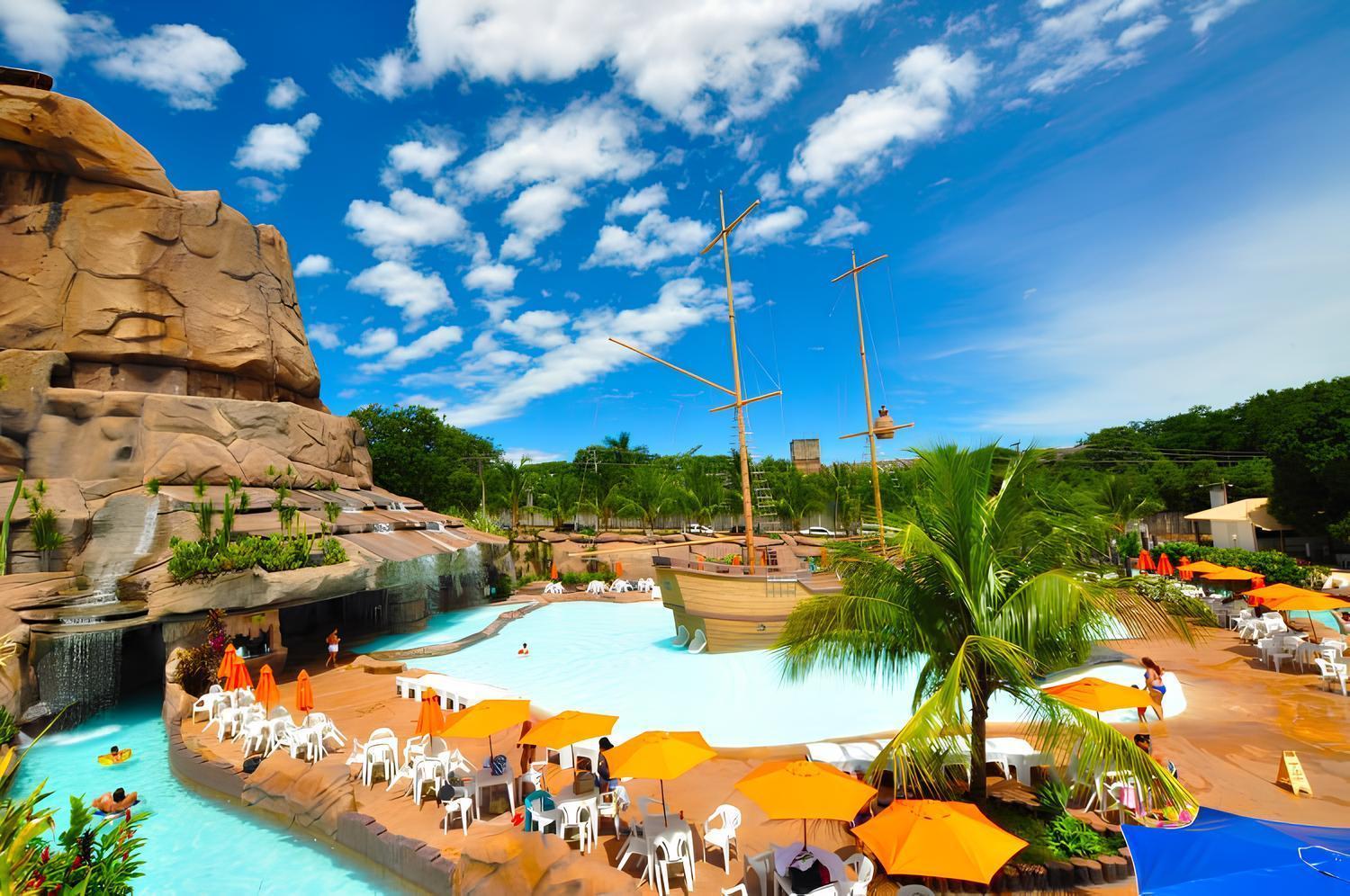 Piazza Diroma Com Acesso Ao Acqua Park Apartment Caldas Novas Luaran gambar