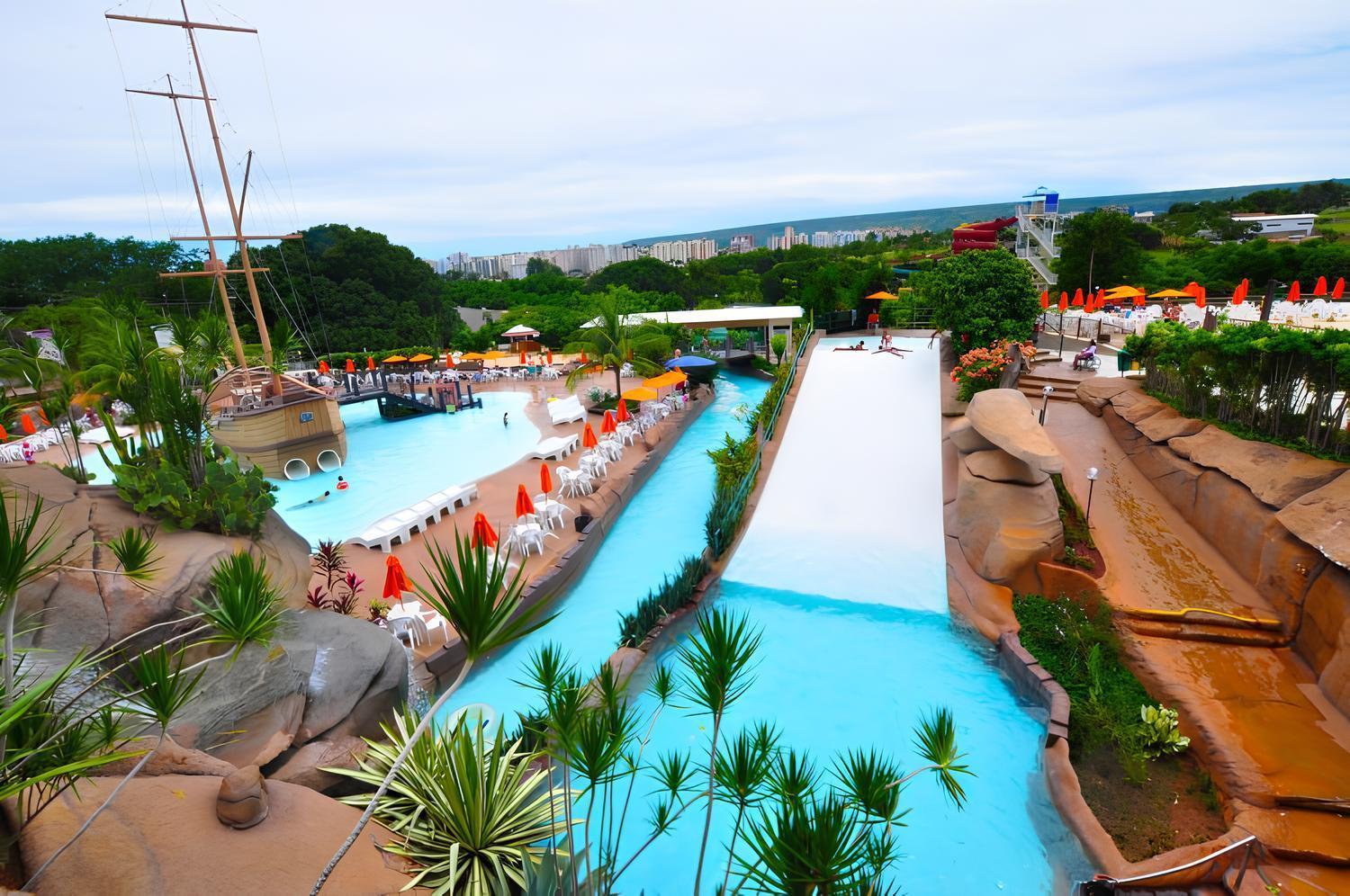 Piazza Diroma Com Acesso Ao Acqua Park Apartment Caldas Novas Luaran gambar