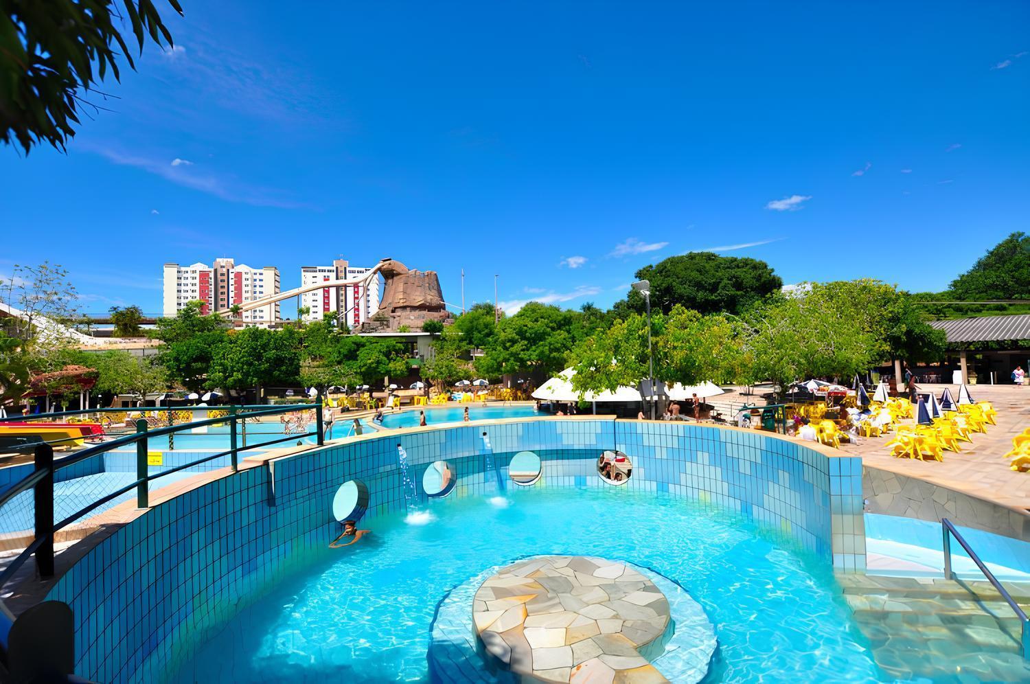 Piazza Diroma Com Acesso Ao Acqua Park Apartment Caldas Novas Luaran gambar