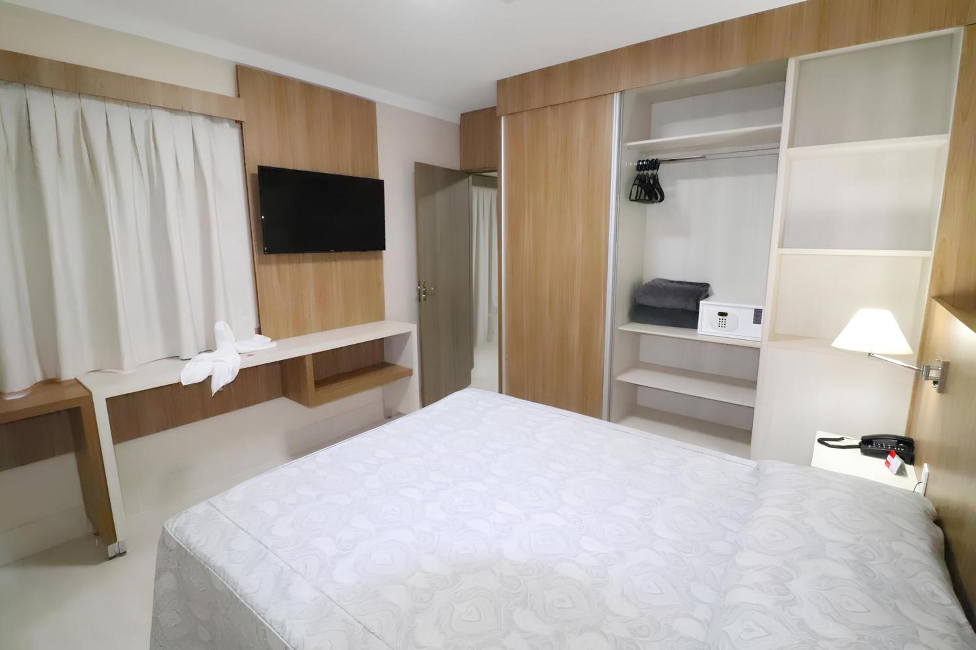 Piazza Diroma Com Acesso Ao Acqua Park Apartment Caldas Novas Luaran gambar